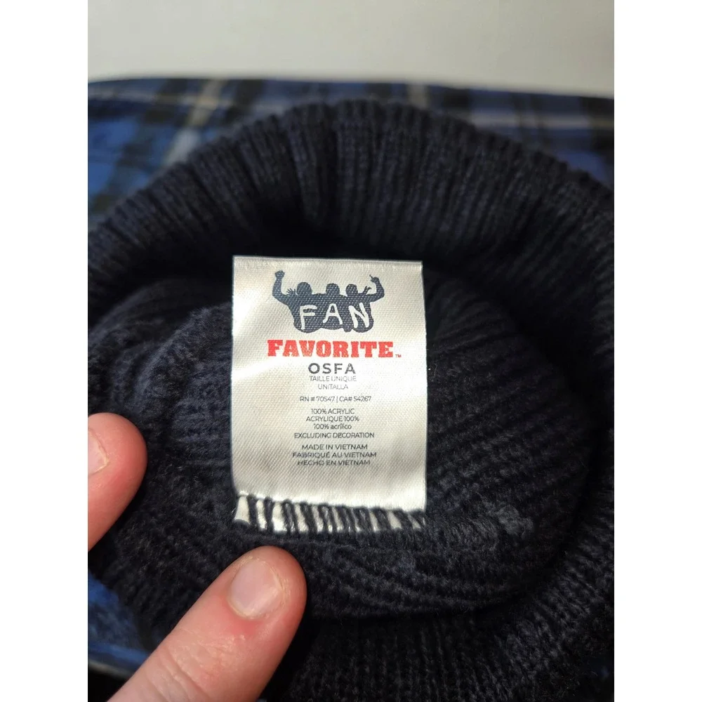 Seattle Kraken NHL Mens Navy/Teal Striped Cuffed Beanie Hat
